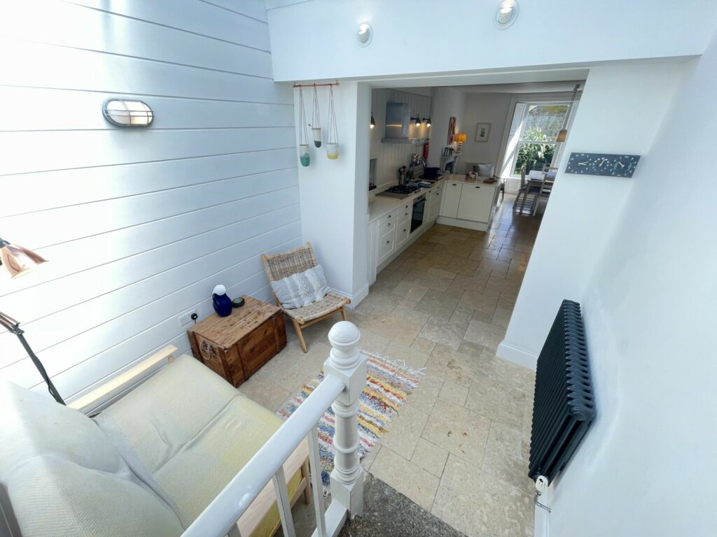 07) Porth House - gallery image 25