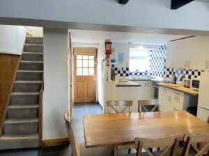 11) Hollies Cottage - gallery preview image 3