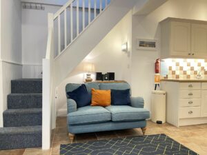 42) Lower Seaview - gallery preview image 4