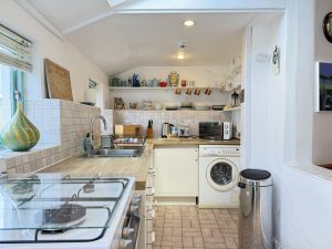 09) 9 Bowling Green Terrace - gallery preview image 2