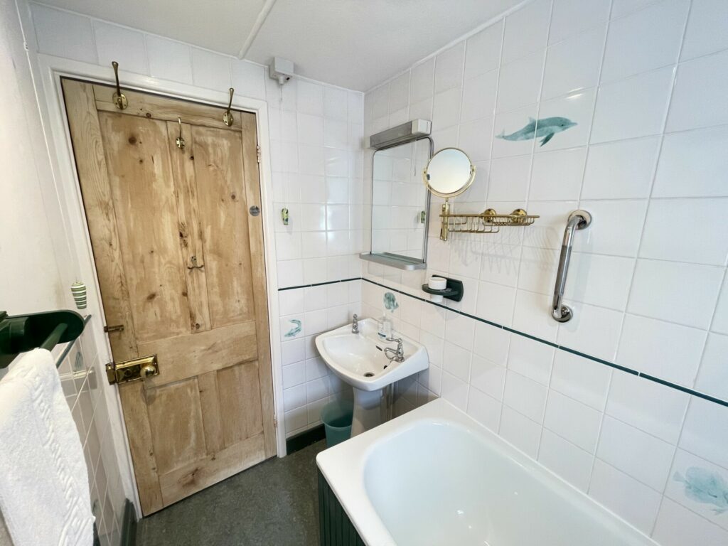 Gallery Image 19