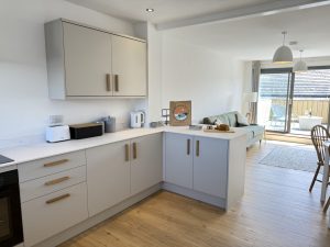 71) 5 Ayr Court - gallery preview image 1