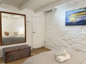 15) Hidden Harbour Cottage - gallery preview image 4