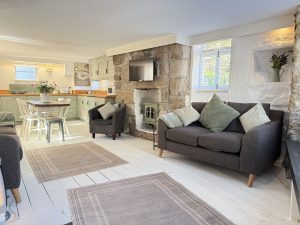 02) Coasters House - gallery preview image 2